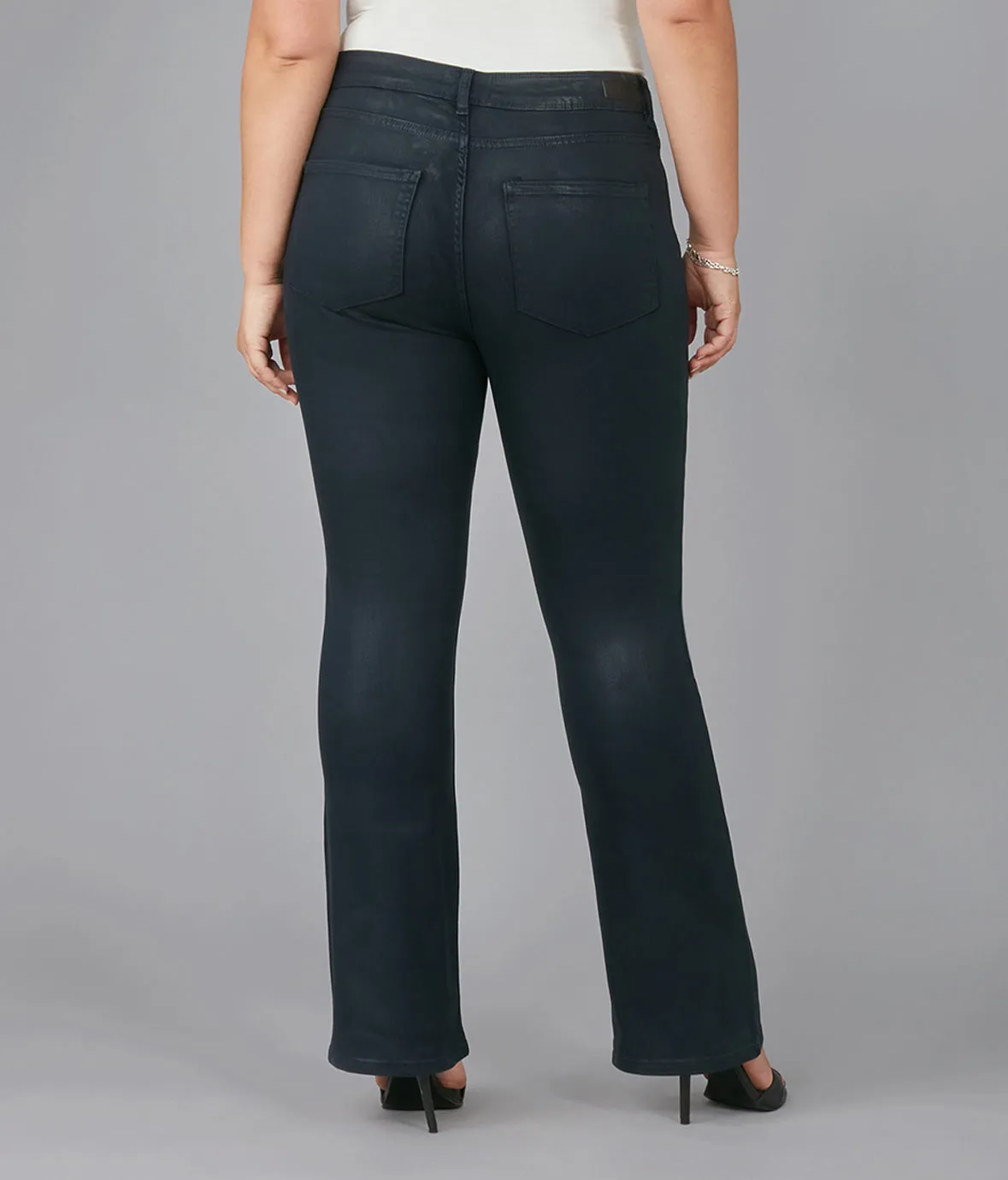 BILLIE-CIB High Rise Bootcut Jeans