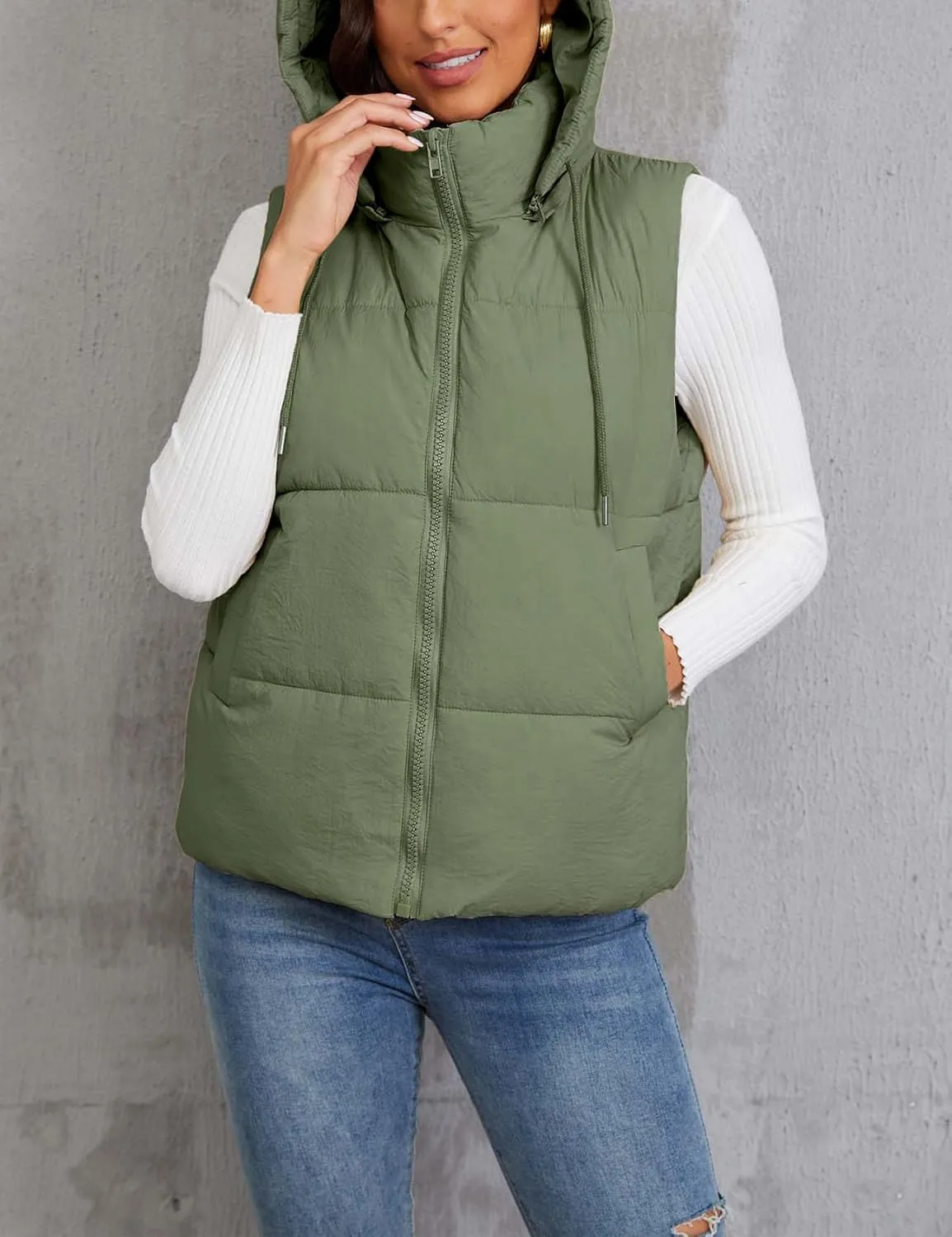 Gihuo Women's Hooded Puffer Vest Winter Warm Zip Up Vest Quilted Padded Gilet with Pockets