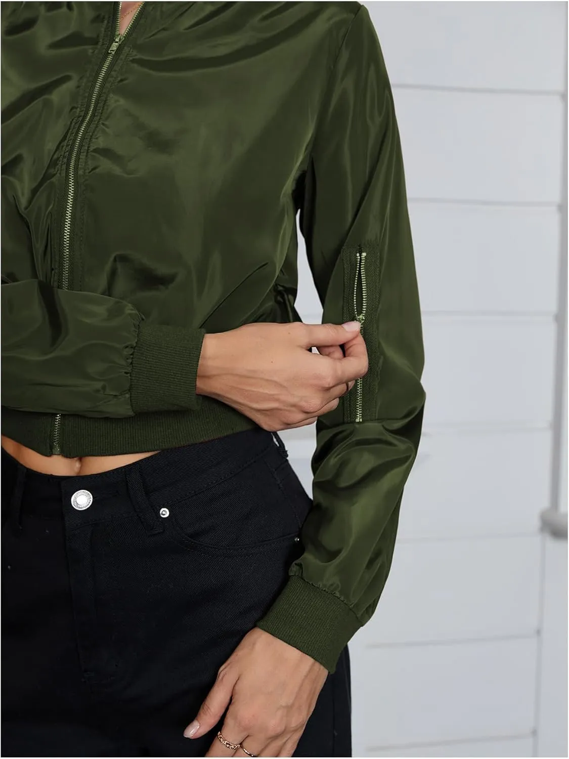 OYOANGLE Women's Lightweight Bomber Biker Jacket Zip up Windbreaker Crop Bomber Jacket Coat